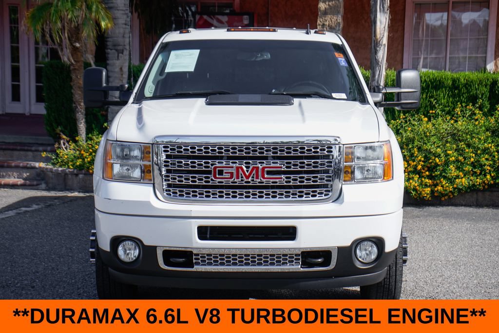 Used 2011 GMC Sierra 3500 Denali AWD/4WD image 3