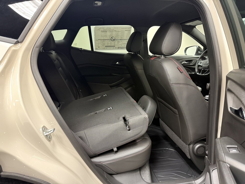 New 2026 Chevrolet Trax RS image 18