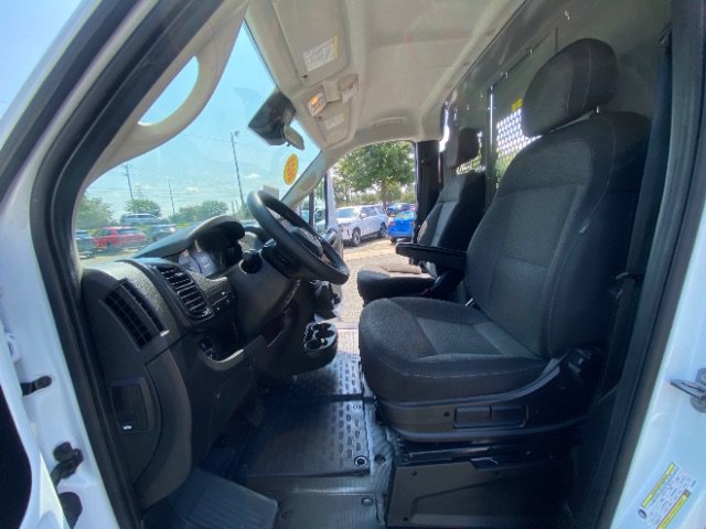 Used 2023 RAM ProMaster 2500 w/ Driver Convenience Group FWD image 18