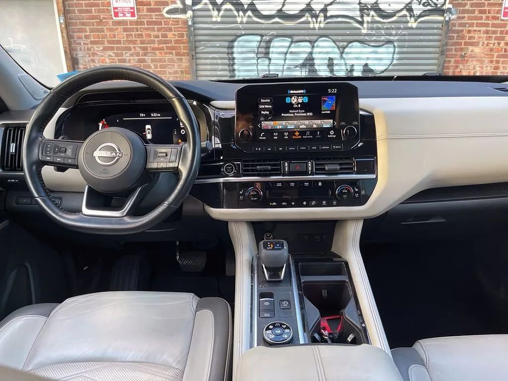 Used 2022 Nissan Pathfinder Platinum w/ Cargo Package image 12