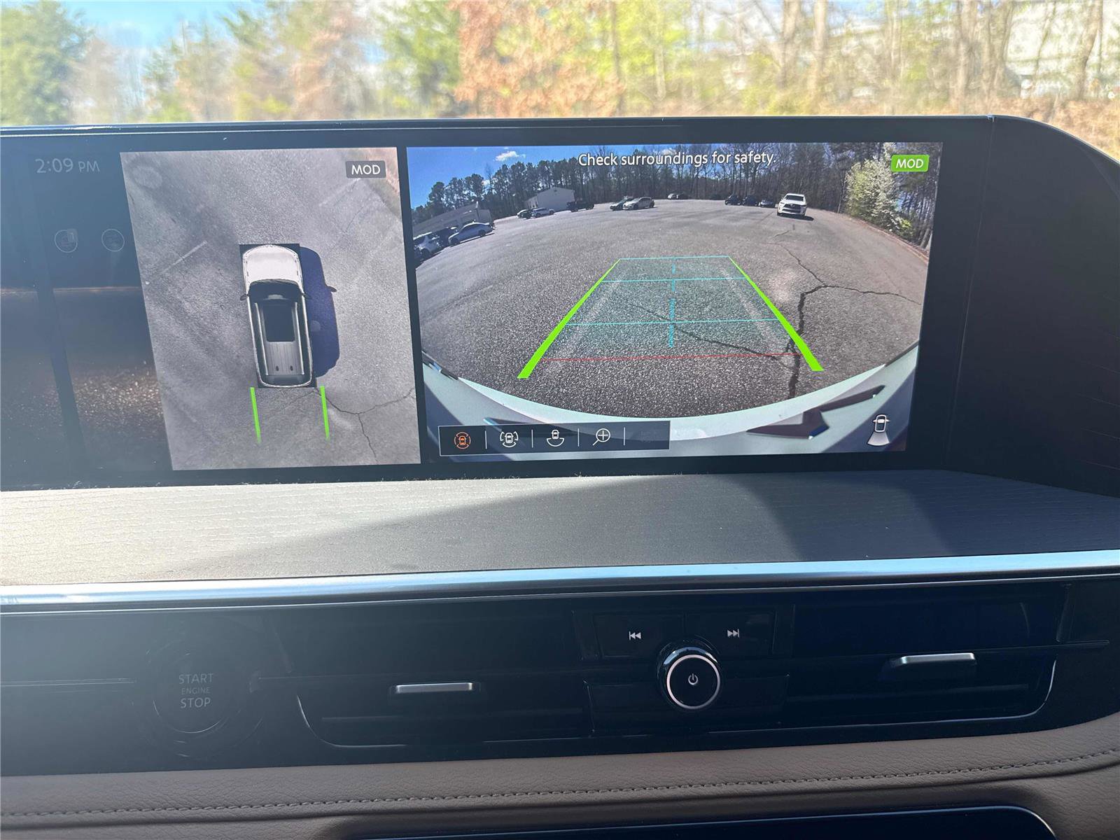 Certified 2025 INFINITI QX80 Sensory image 21