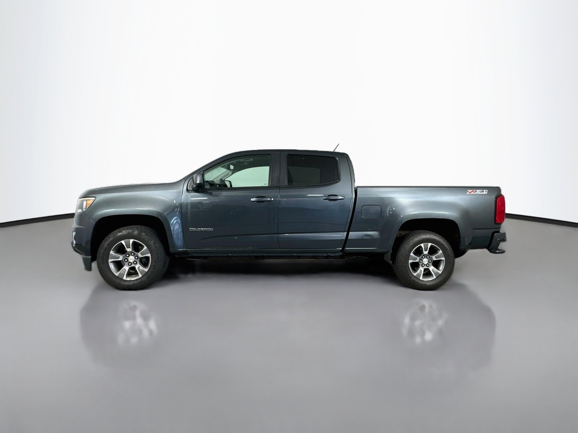 Used 2015 Chevrolet Colorado Z71 AWD/4WD image 4