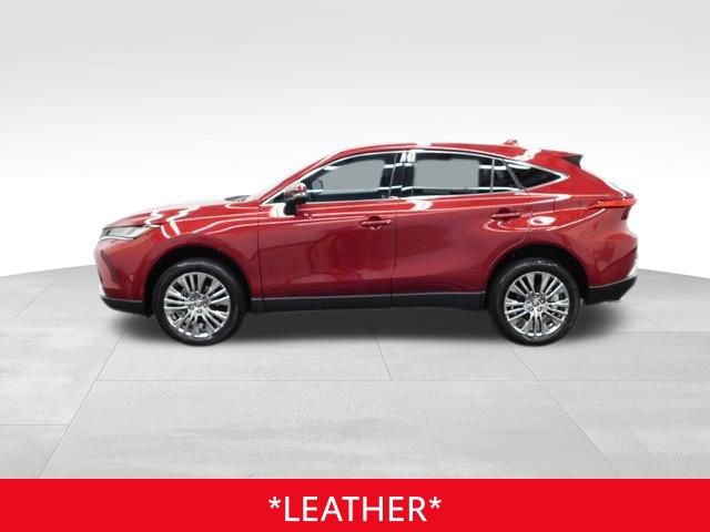 Used 2024 Toyota Venza Limited image 6