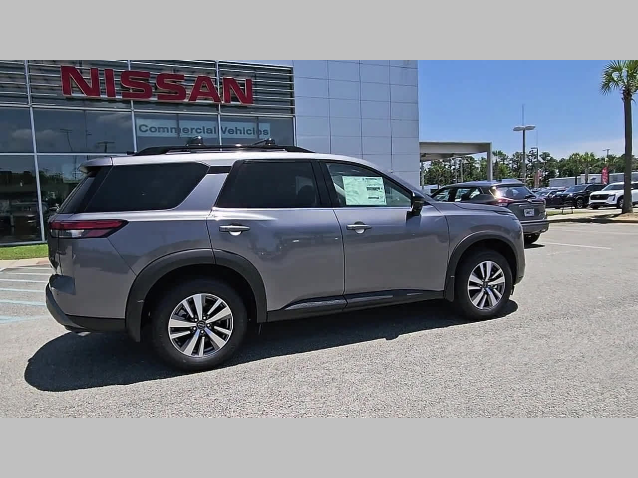 New 2026 Nissan Pathfinder SL FWD image 35