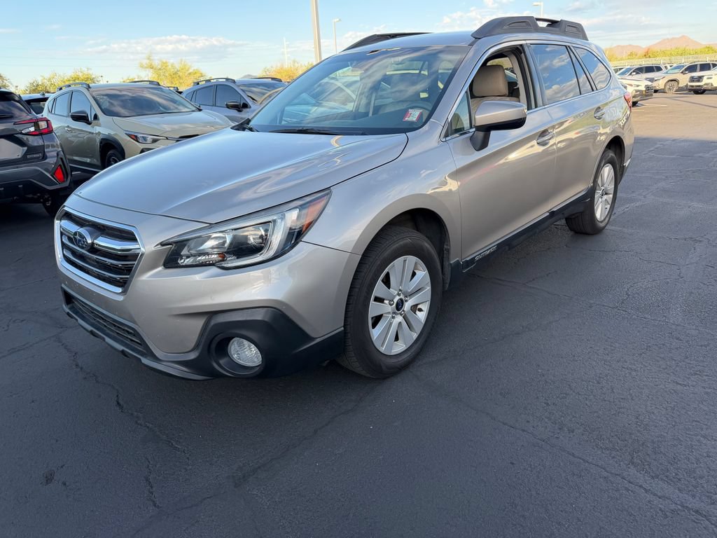 Used 2019 Subaru Outback 2.5i Premium AWD/4WD image 3