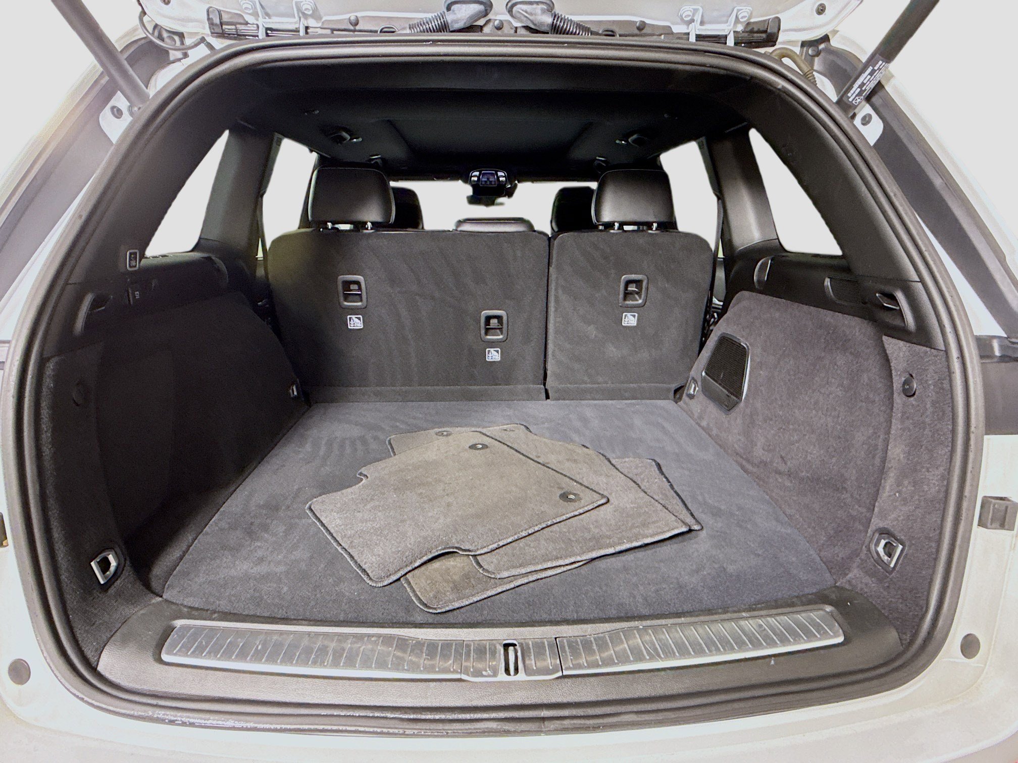 Used 2023 Jeep Grand Cherokee Overland w/ Advanced Protech Group III image 35