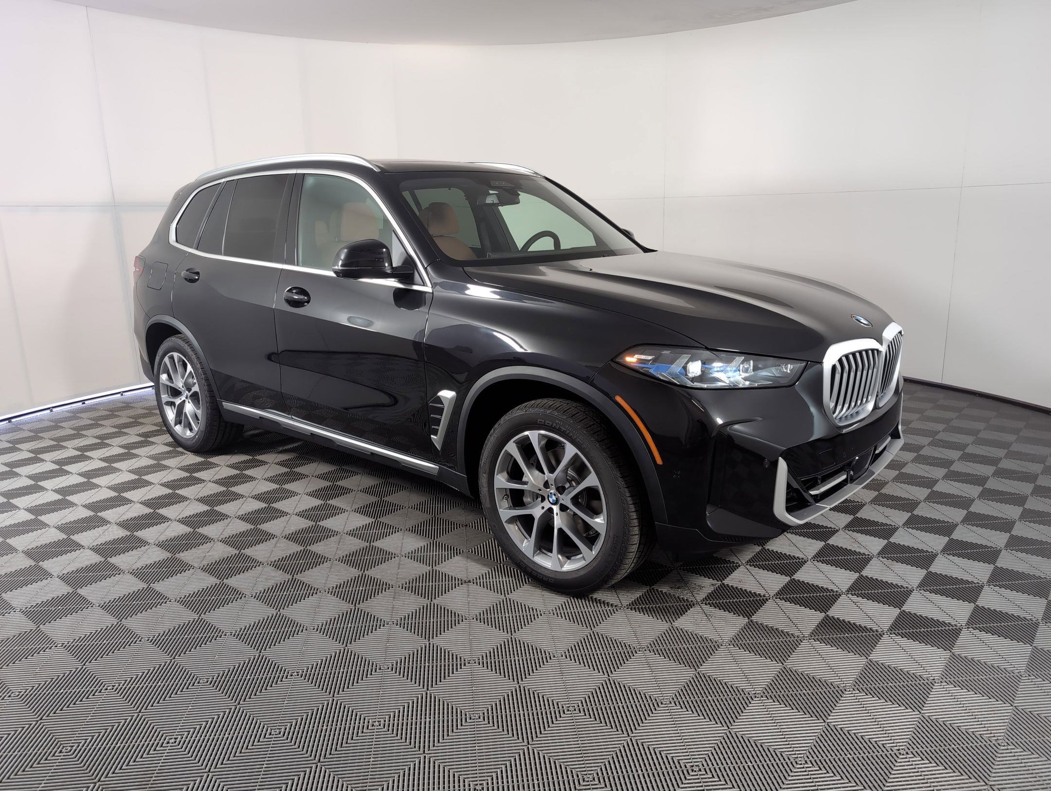 Used 2026 BMW X5 sDrive40i image 6