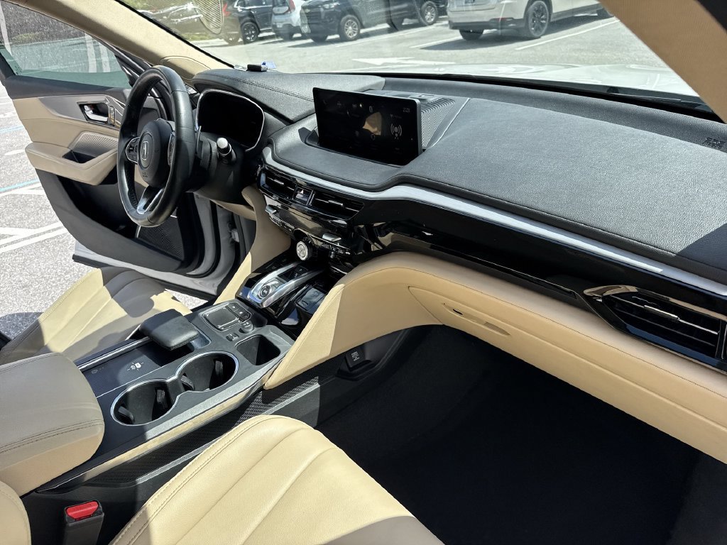 Used 2022 Acura MDX FWD image 32