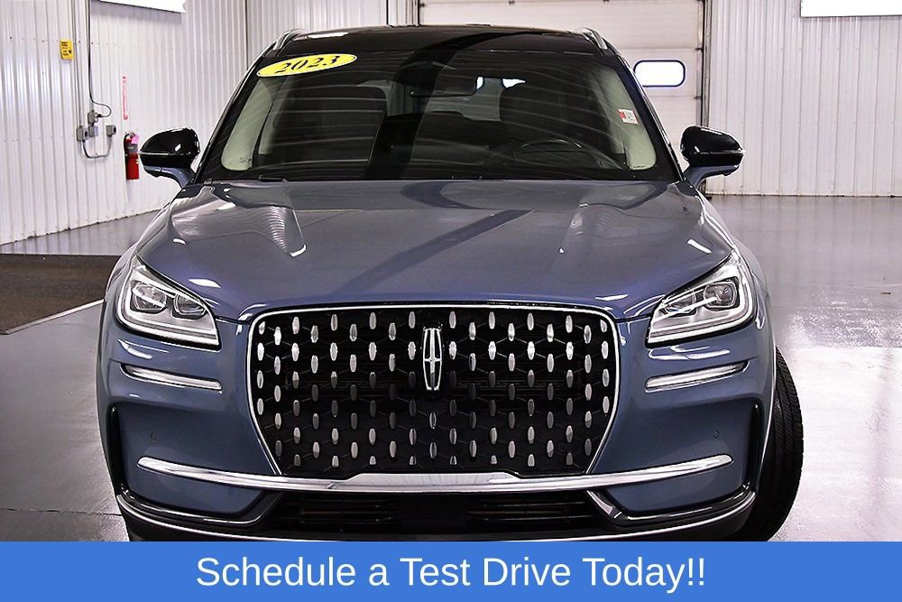 Used 2023 Lincoln Corsair Reserve w/ Equipment Group 202A image 2