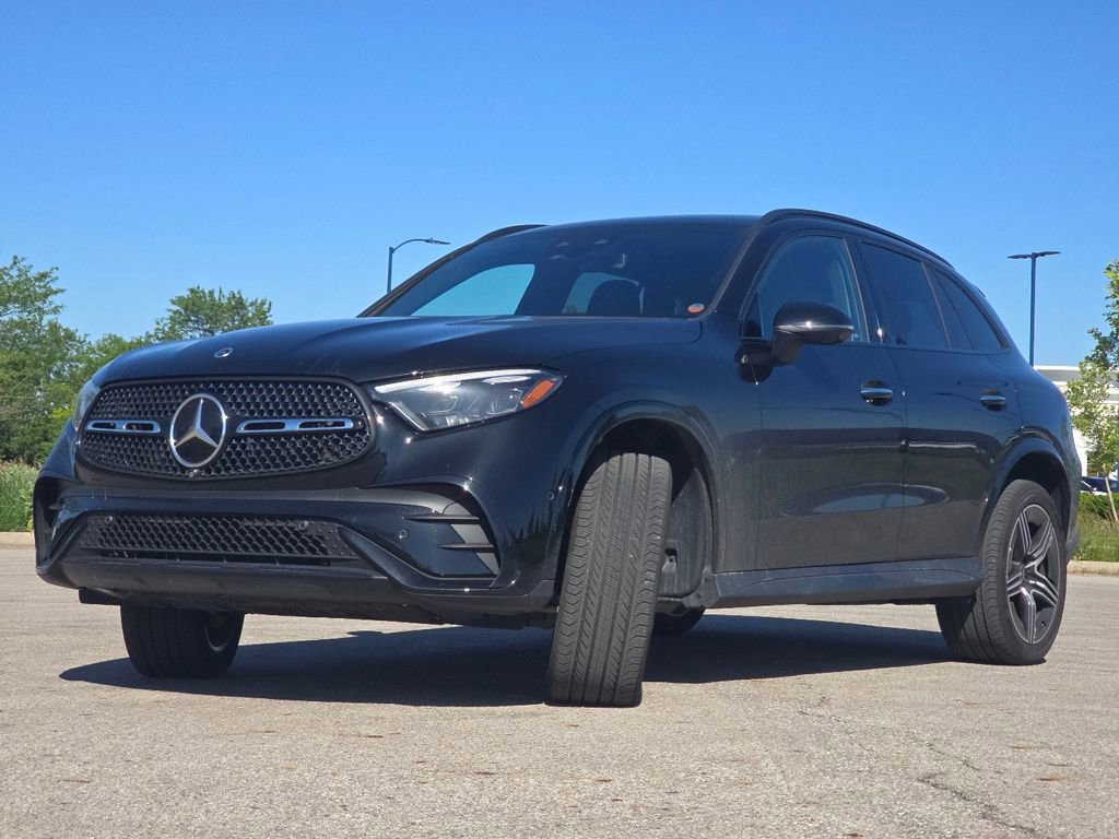 Used 2023 Mercedes-Benz GLC 300 4MATIC image 11