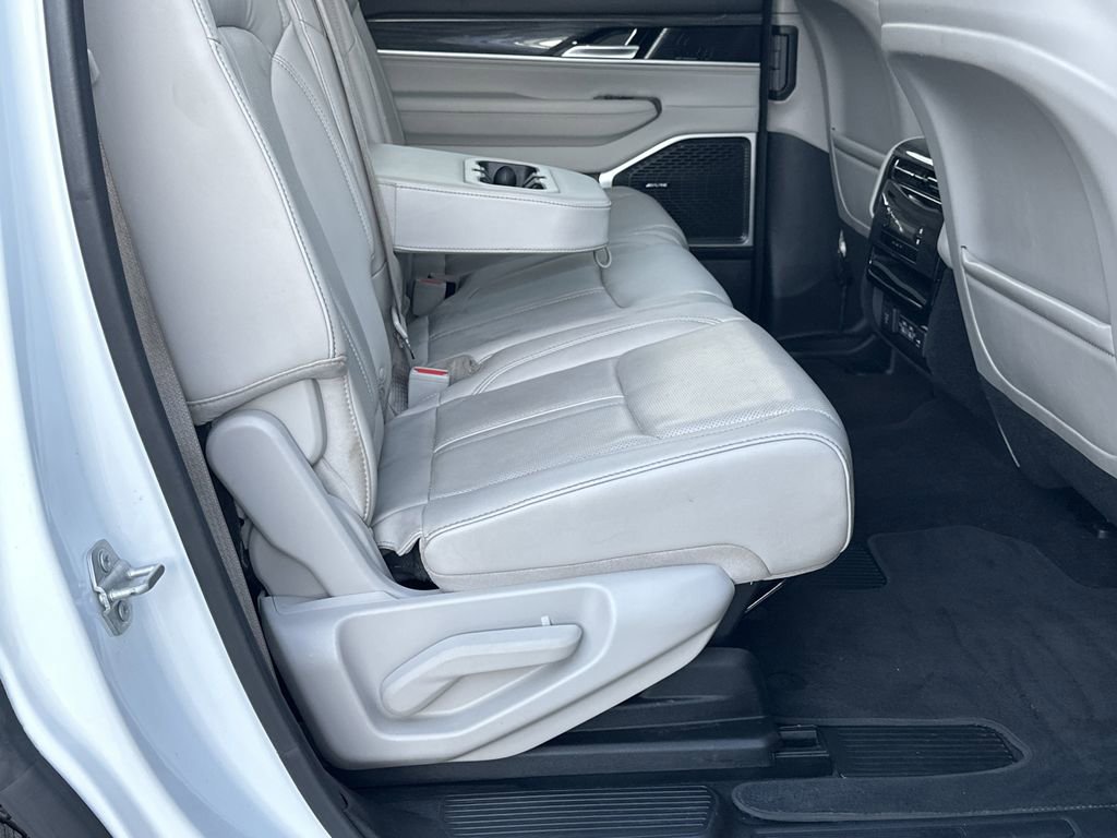 Used 2022 Jeep Wagoneer Series II image 16