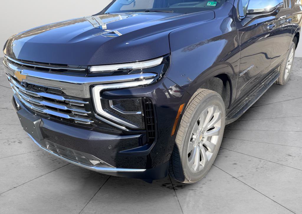 New 2026 Chevrolet Suburban Premier image 12