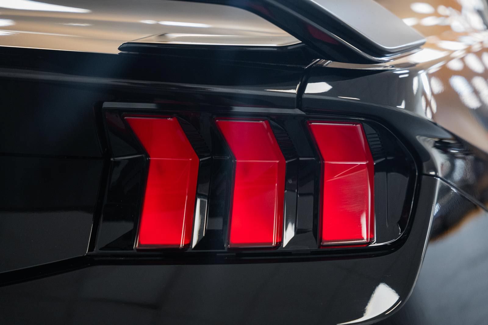 Certified 2026 Ford Mustang Dark Horse RWD image 6