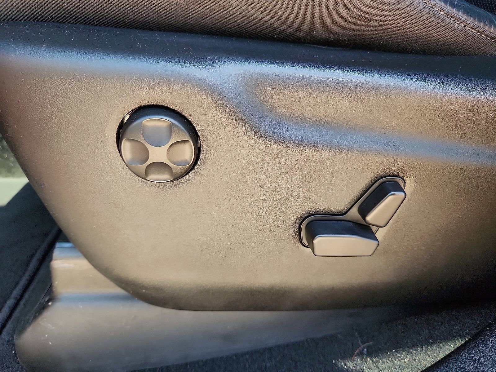 Used 2025 Dodge Durango GT image 15