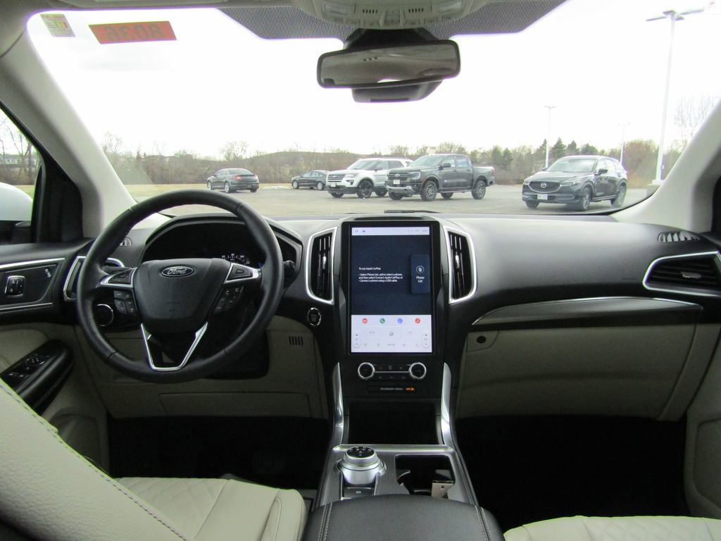 Used 2024 Ford Edge Titanium w/ Equipment Group 301A AWD/4WD image 17