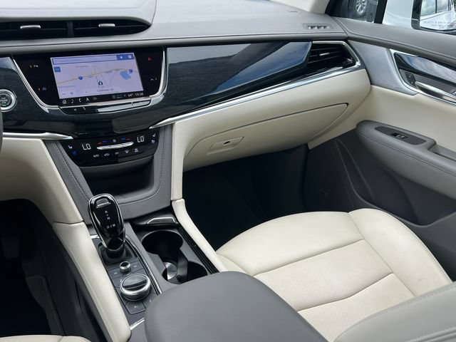 Used 2023 Cadillac XT6 Premium Luxury AWD/4WD image 35