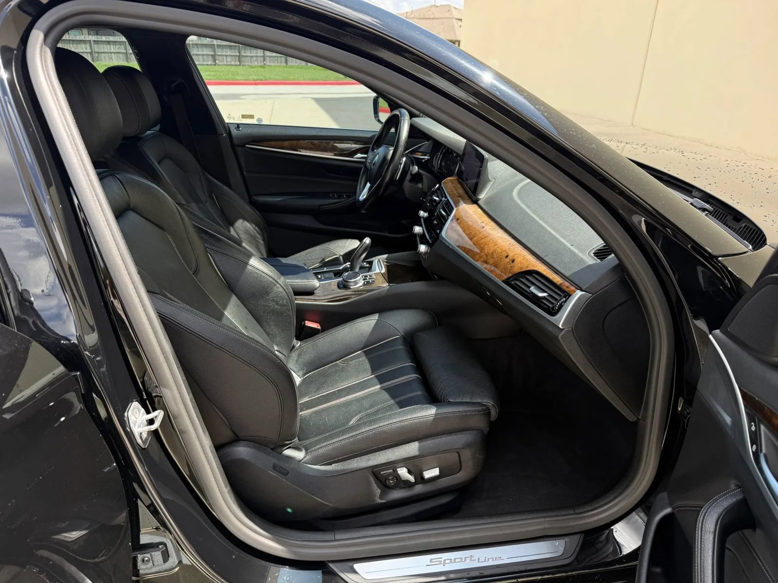 Used 2017 BMW 540i RWD image 20