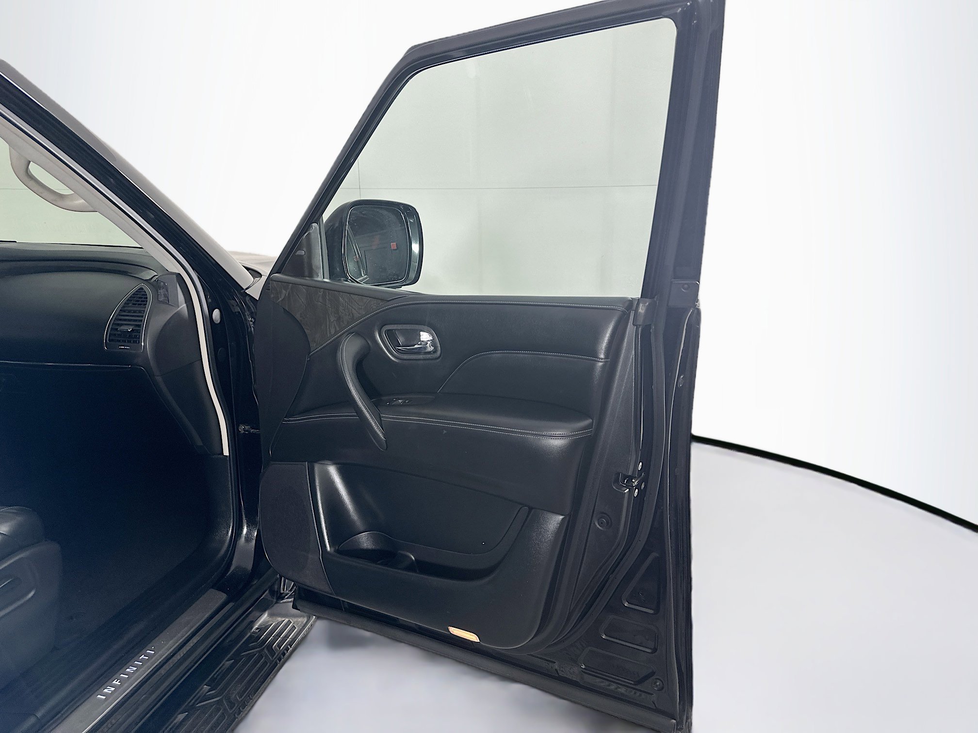 Used 2020 INFINITI QX80 Luxe w/ Proassist Package AWD/4WD image 34