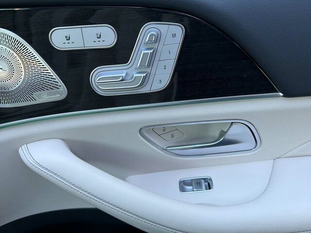 Certified 2022 Mercedes-Benz GLS 450 4MATIC image 22