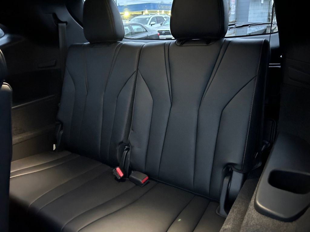 Used 2022 Acura MDX A-Spec image 35