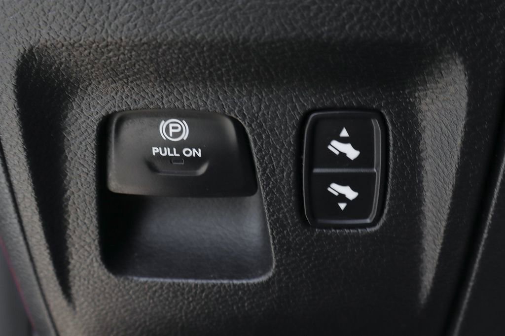 Used 2021 RAM 1500 Big Horn image 22