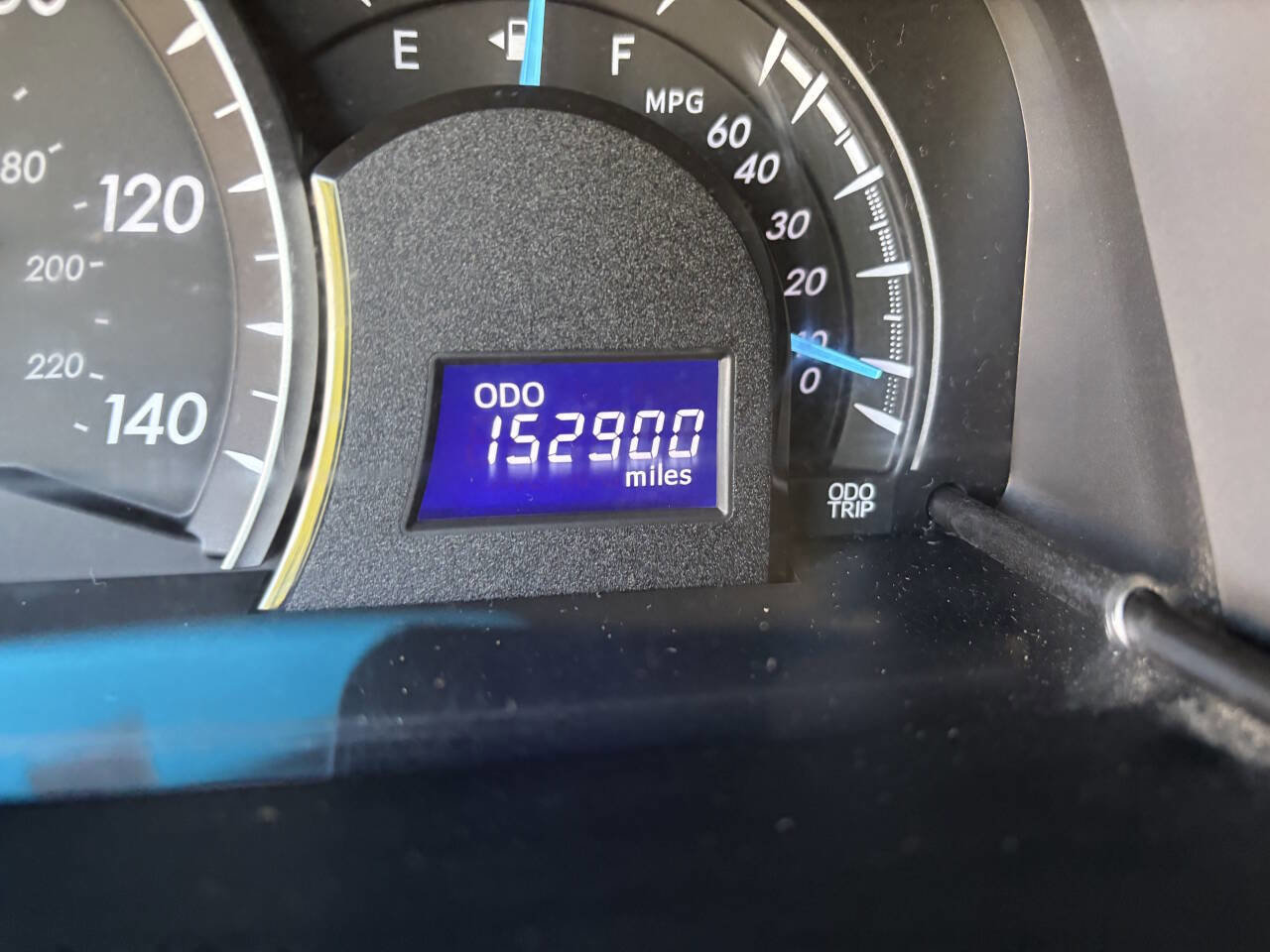 Used 2013 Toyota Camry LE image 28