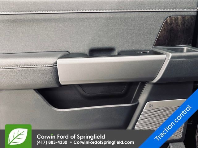 New 2026 Ford F350 Lariat w/ Black Appearance Package image 27