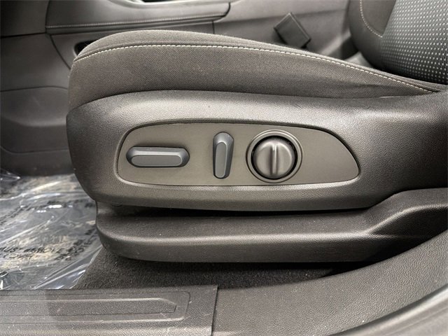 Certified 2023 GMC Acadia SLE w/ Driver Convenience Package image 24