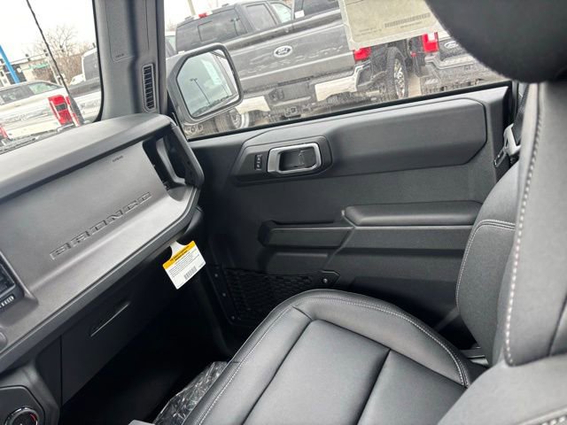 New 2025 Ford Bronco Big Bend w/ Matte Film Protection Package image 17