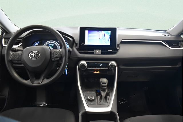 Used 2025 Toyota RAV4 LE AWD/4WD image 21