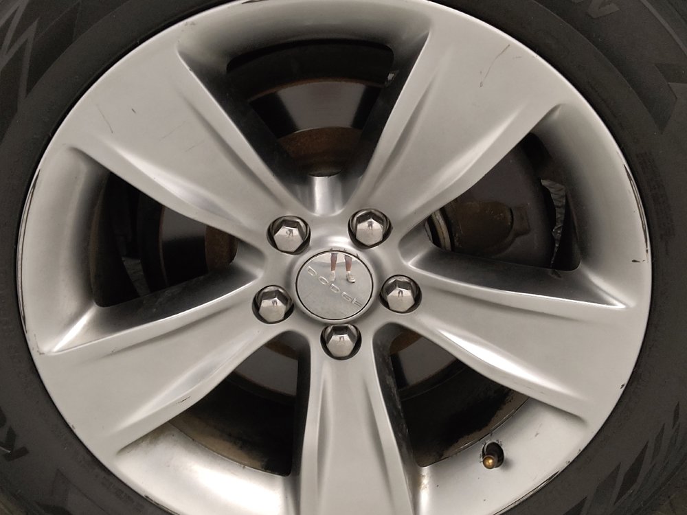 Used 2018 Dodge Challenger SXT RWD image 31