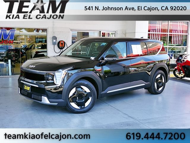 Certified 2024 Kia EV9 Light Long Range RWD image 1