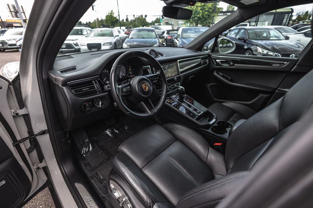 Used 2022 Porsche Macan S AWD/4WD image 14