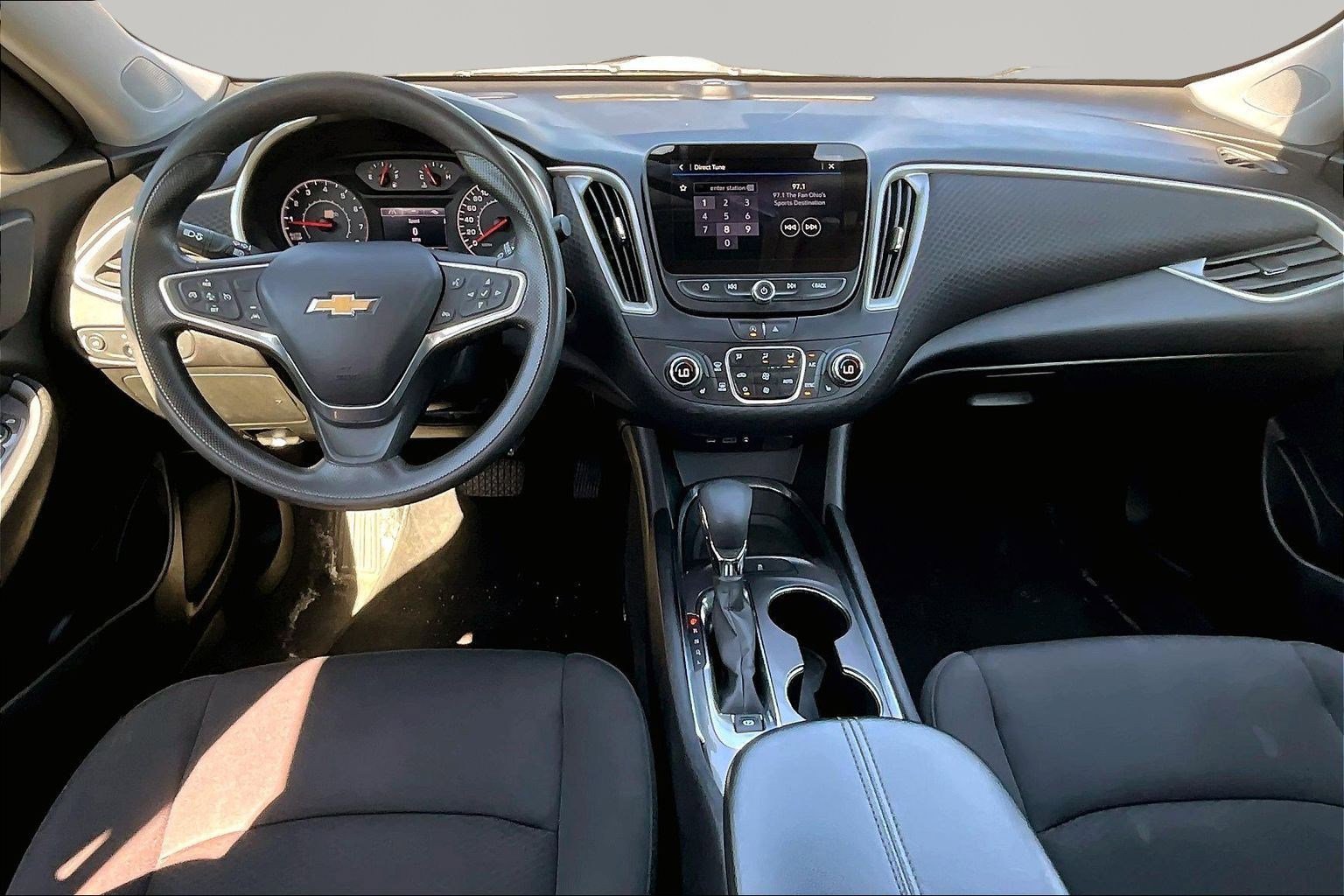Used 2023 Chevrolet Malibu LT FWD image 7
