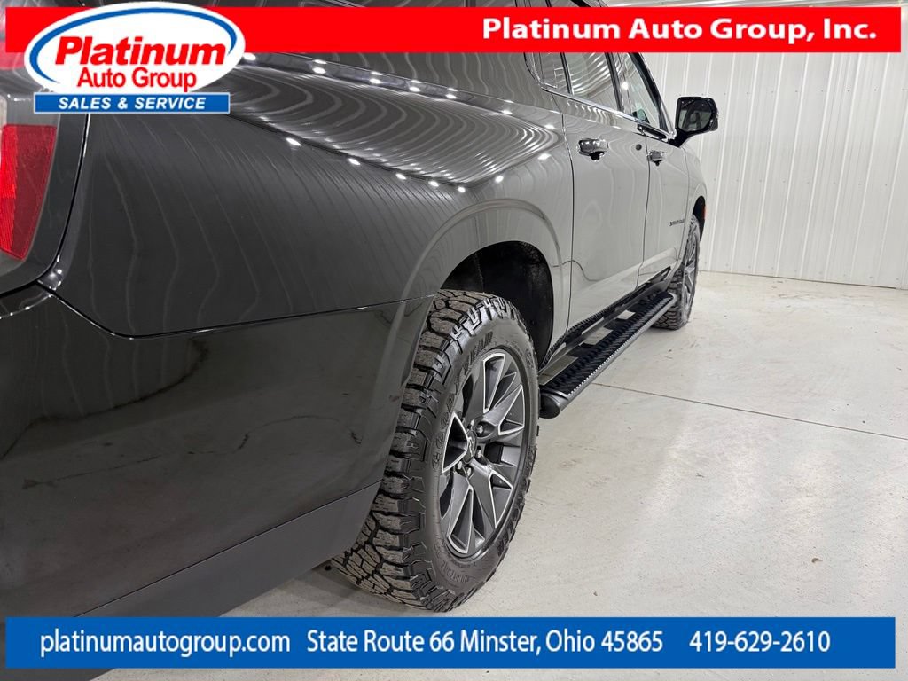 Used 2021 Chevrolet Suburban Z71 w/ Z71 Signature Package AWD/4WD image 50