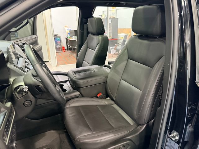Certified 2024 Chevrolet Suburban Z71 w/ Luxury Package image 17