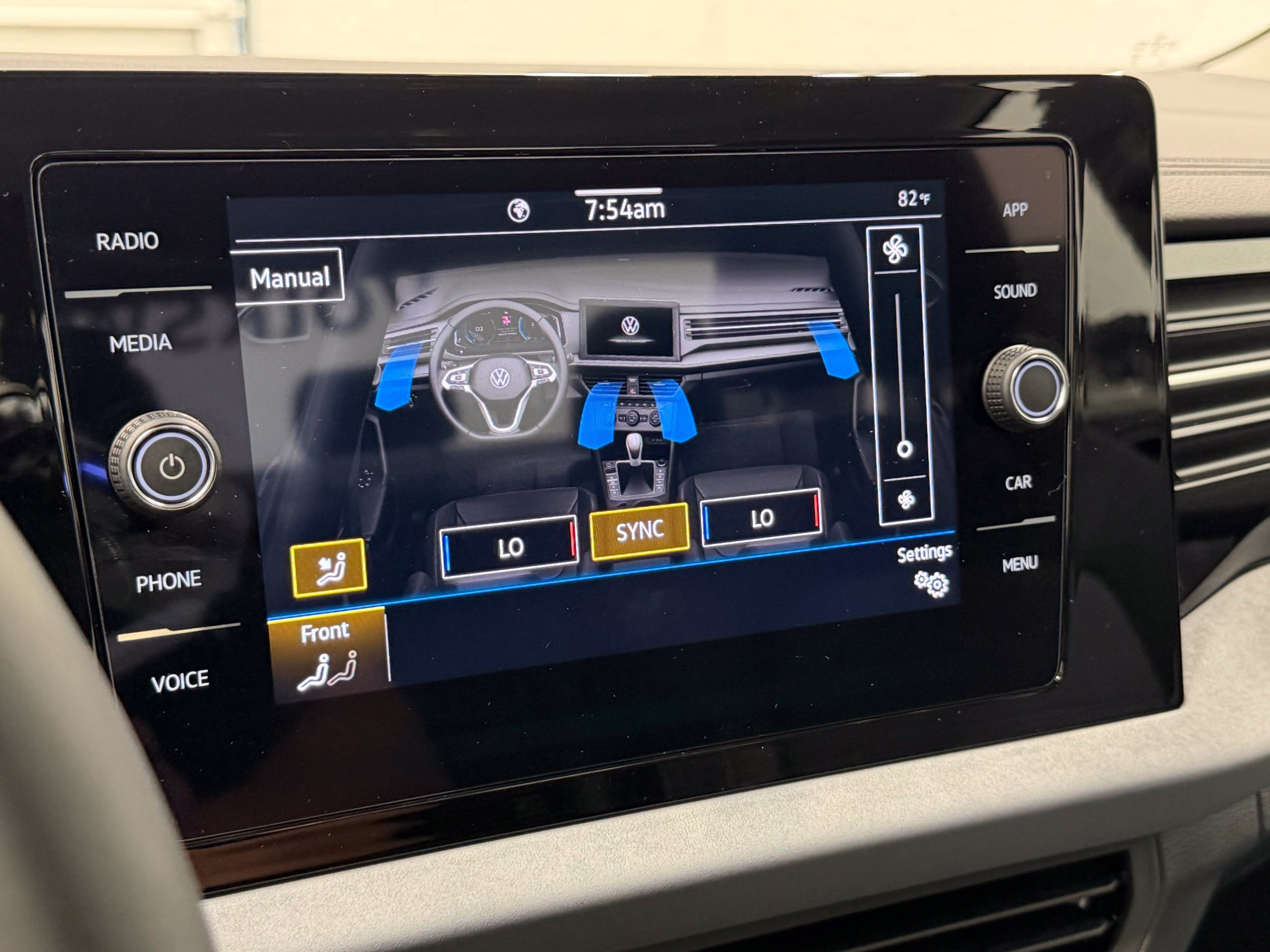 Certified 2026 Volkswagen Jetta SE FWD image 45