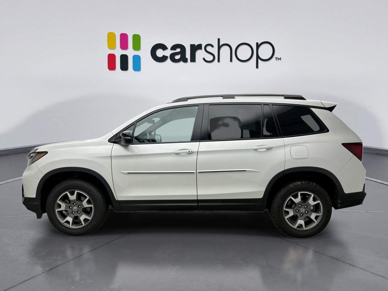 Used 2023 Honda Passport TrailSport image 2