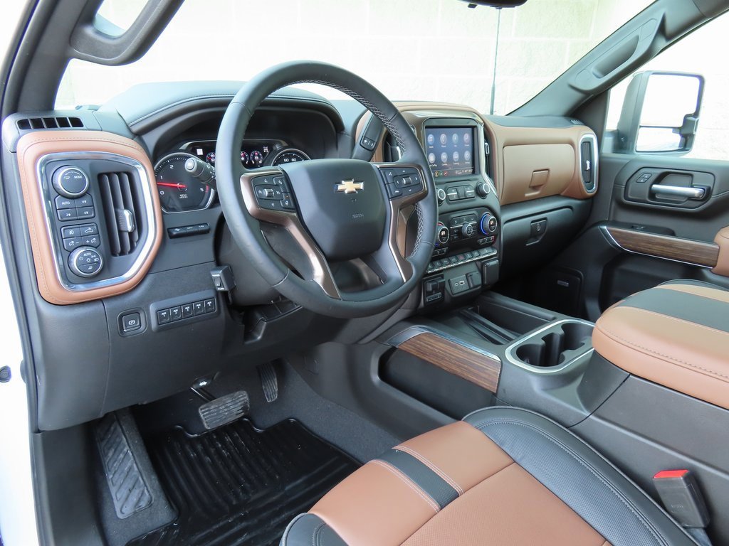 Certified 2023 Chevrolet Silverado 3500 High Country w/ Z71 Off-Road Package image 29