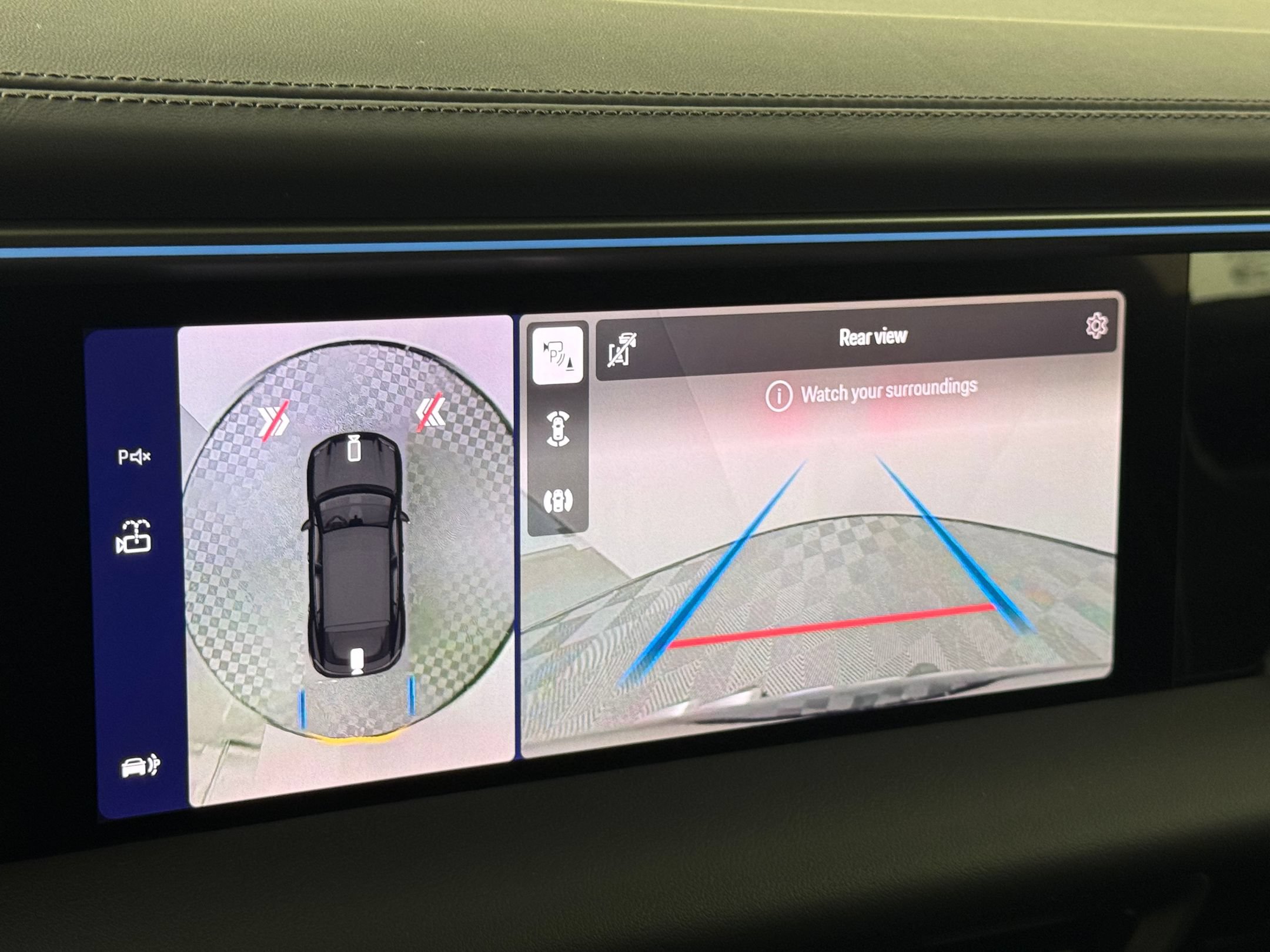 Certified 2026 Porsche Macan Electric RWD image 25