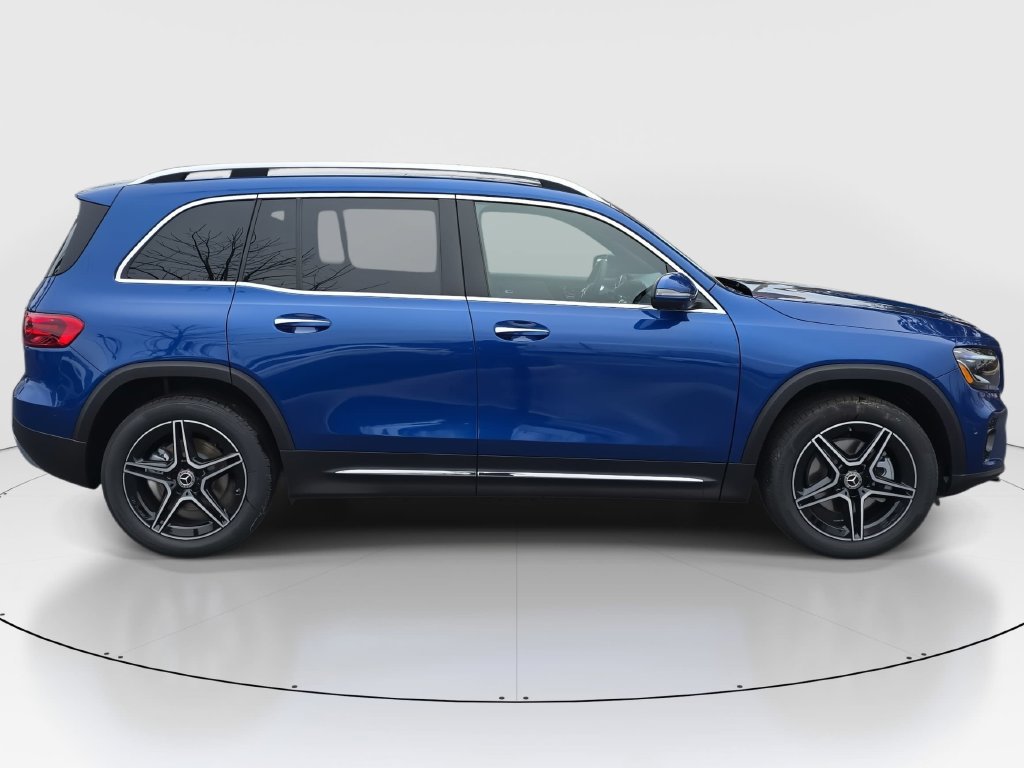 New 2026 Mercedes-Benz GLB 250 image 4