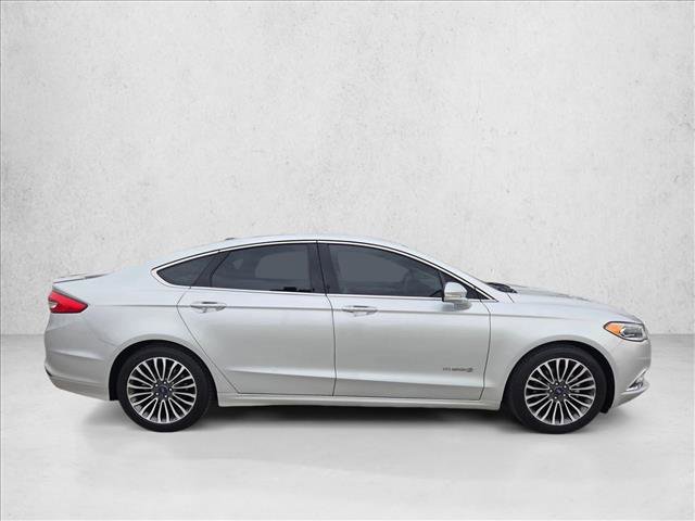 Used 2018 Ford Fusion Titanium image 4