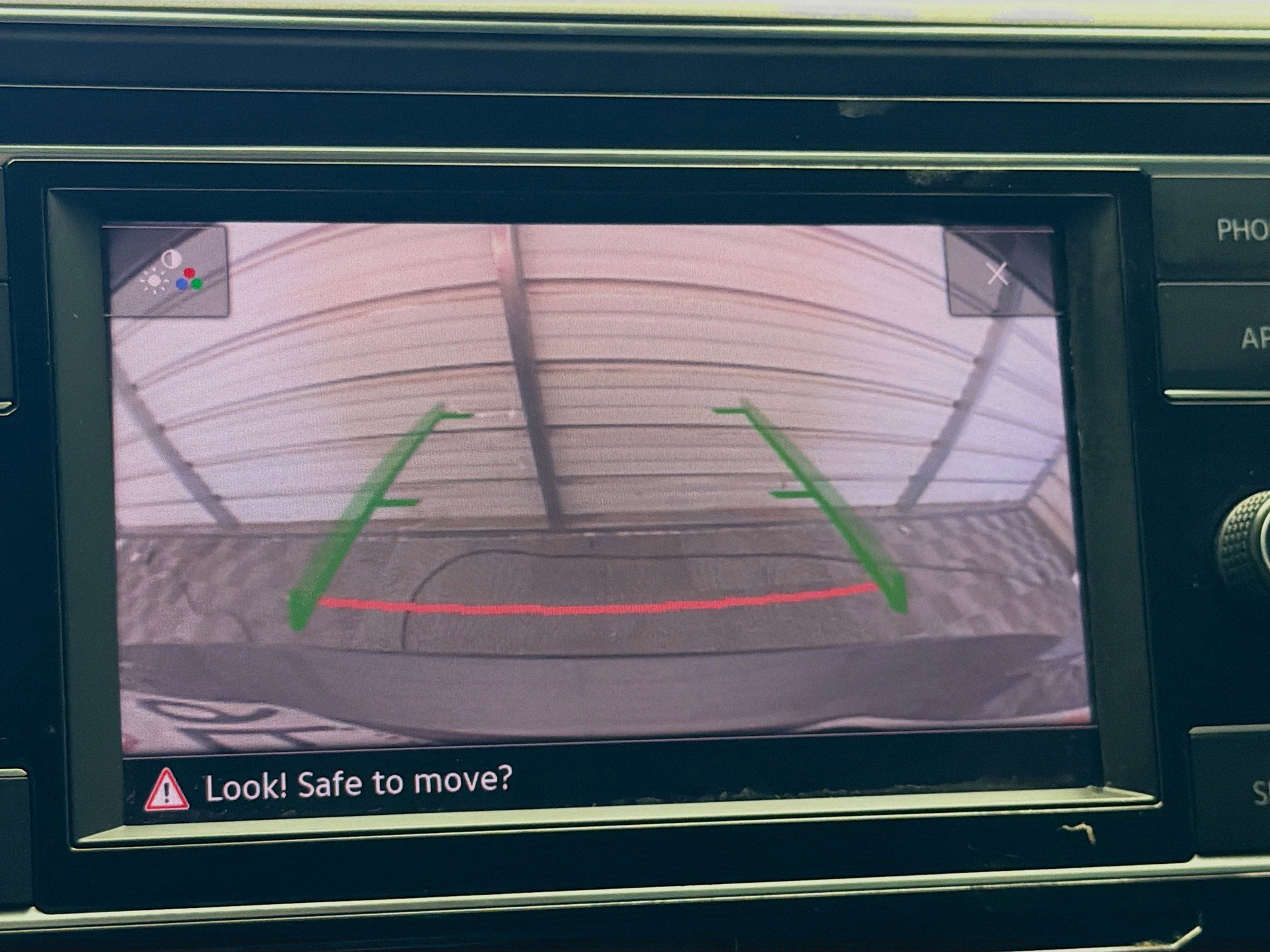 Used 2018 Volkswagen Atlas S image 15