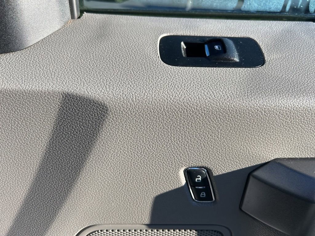 Used 2017 Ford F150 XLT w/ Equipment Group 301A Mid image 29