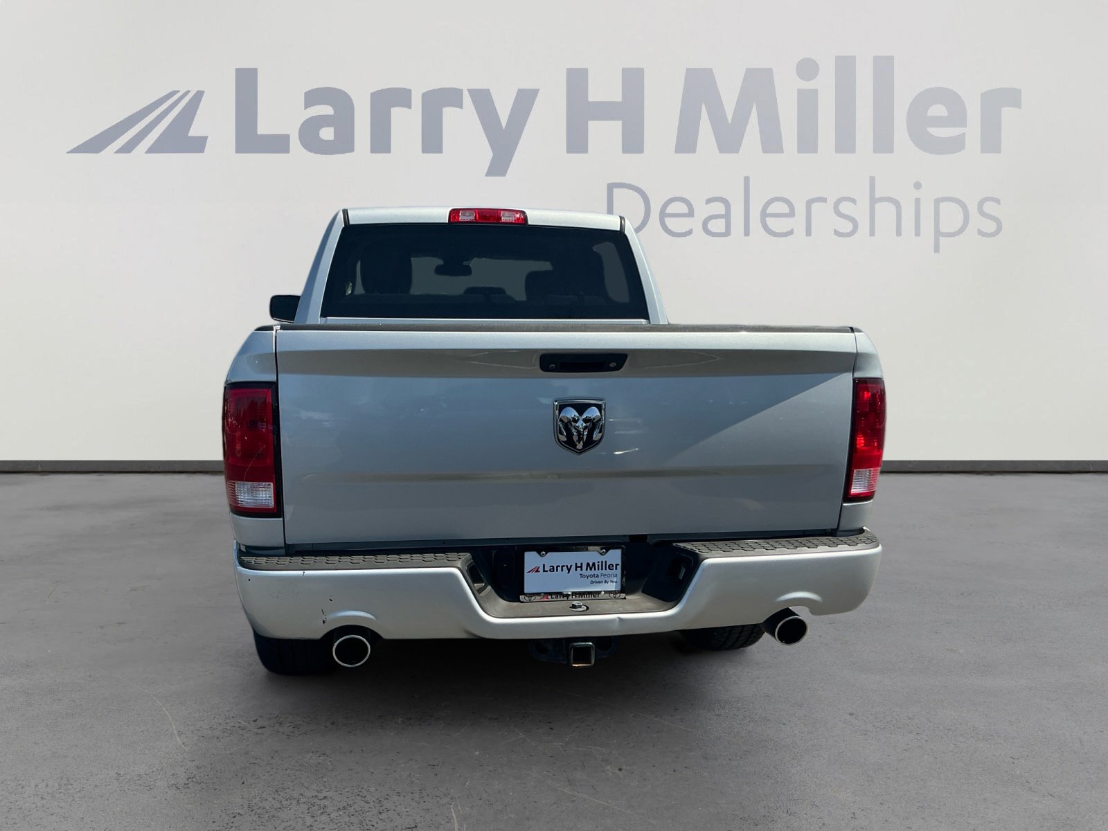 Used 2016 RAM 1500 Express w/ Popular Equipment Group RWD image 4