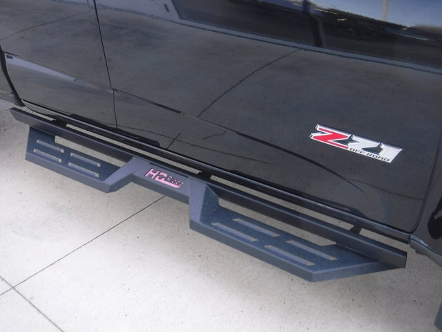 Used 2021 Chevrolet Colorado Z71 w/ Z71 Midnight Edition AWD/4WD image 13