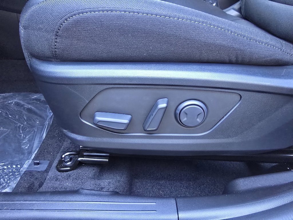 New 2026 Hyundai Tucson SEL image 16