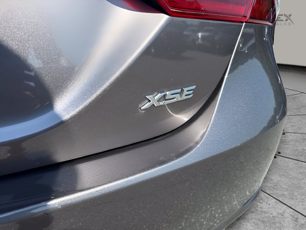 Used 2021 Toyota Camry XSE FWD image 26