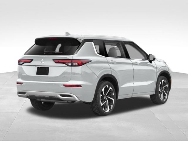 Used 2024 Mitsubishi Outlander SEL FWD image 2