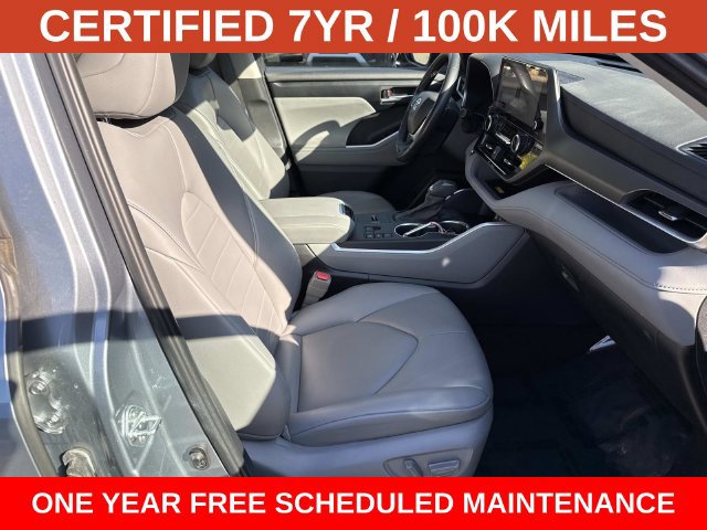Used 2023 Toyota Highlander XLE FWD image 9